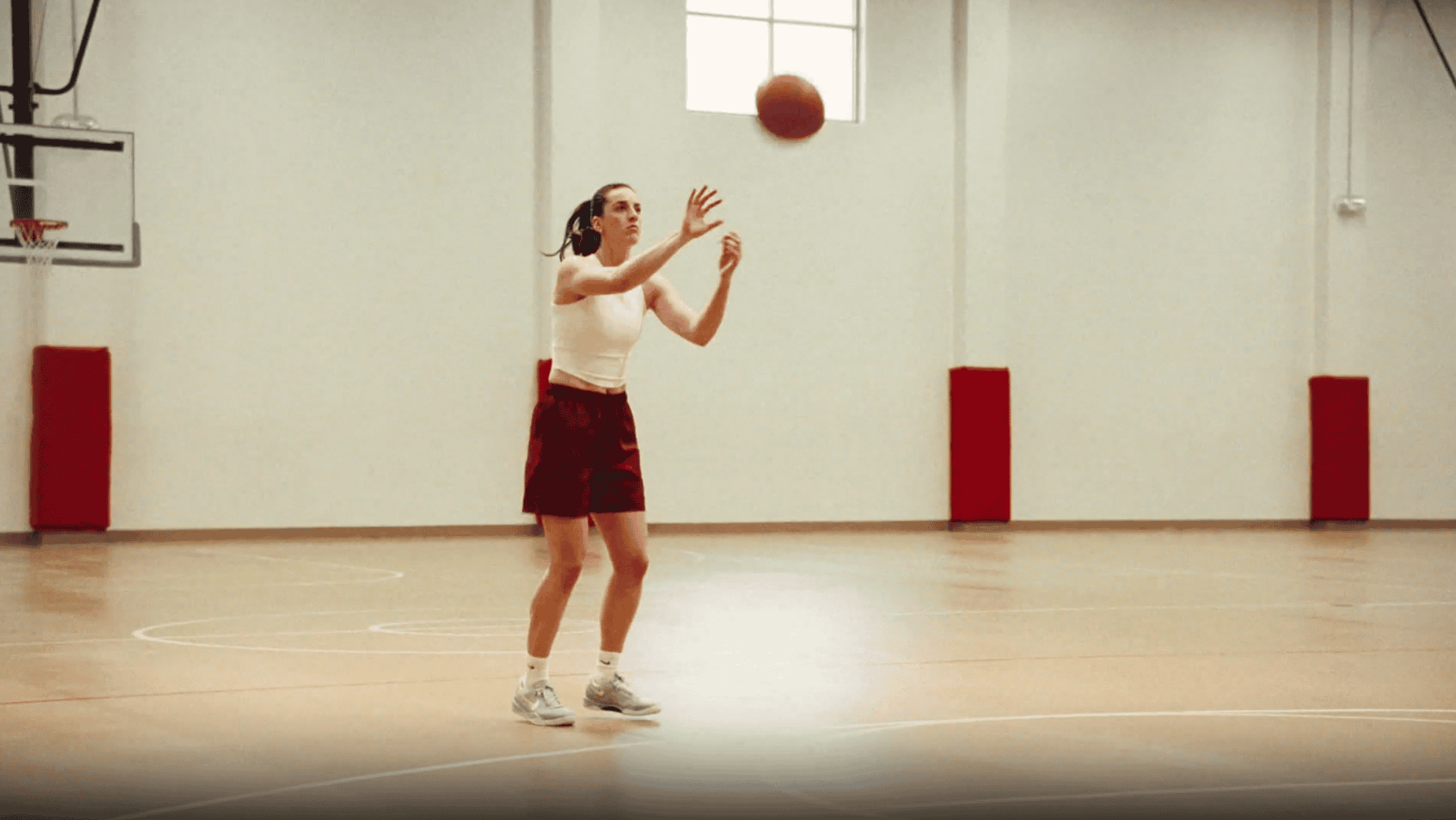 caitlin-clark-lilly-basketball.eWh_rahH.min